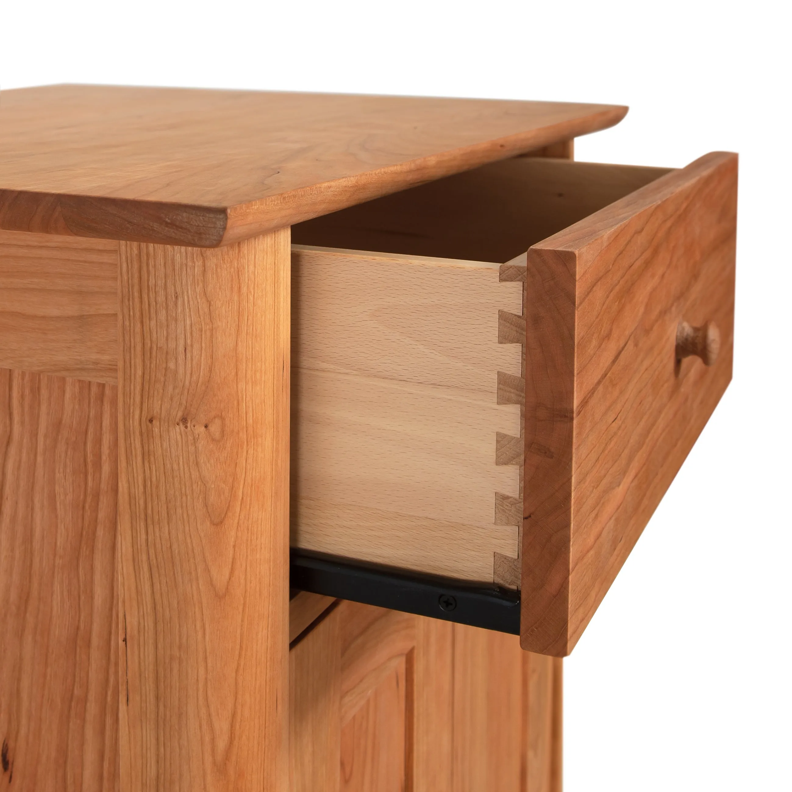 Heartwood Shaker Short Storage Chest