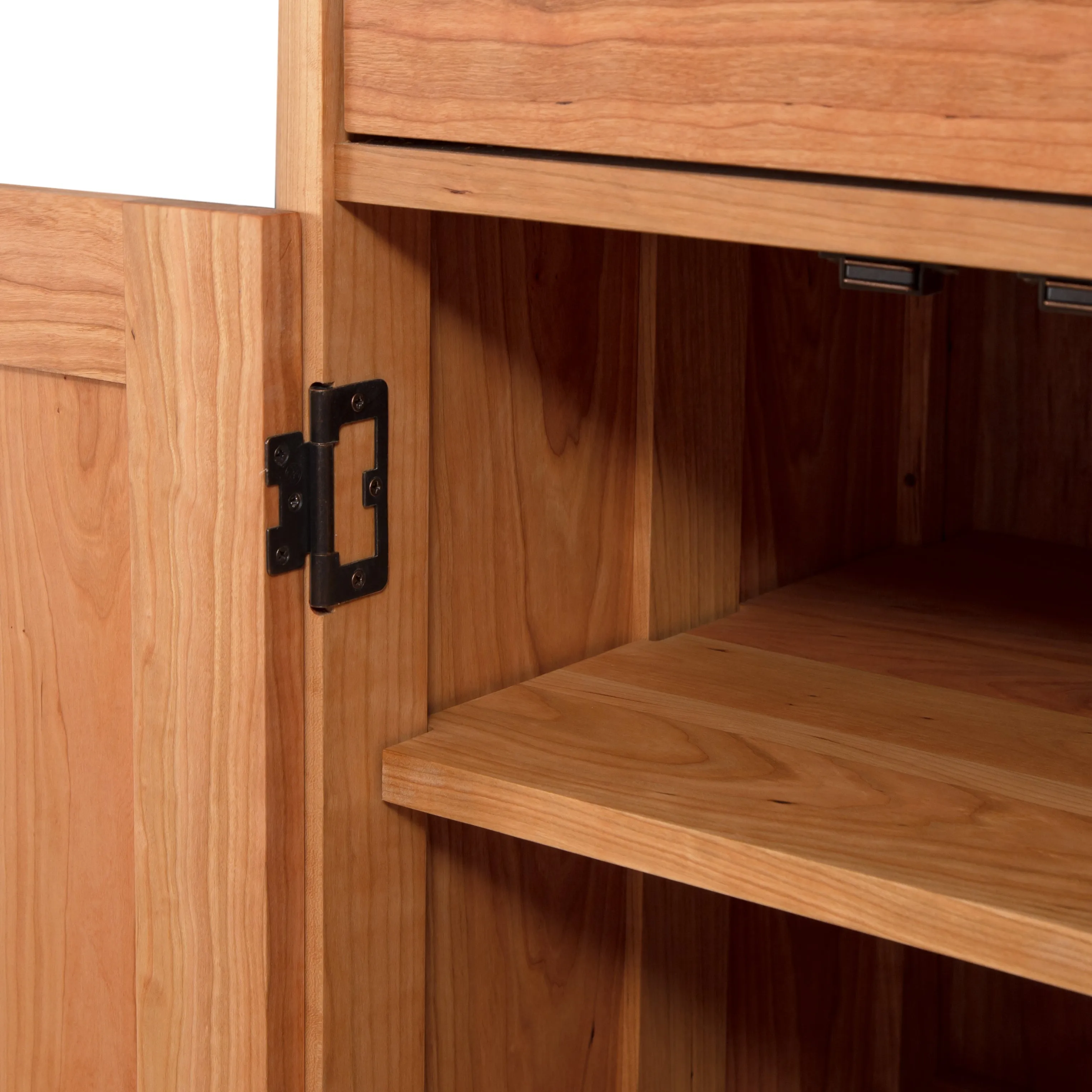 Heartwood Shaker Short Storage Chest