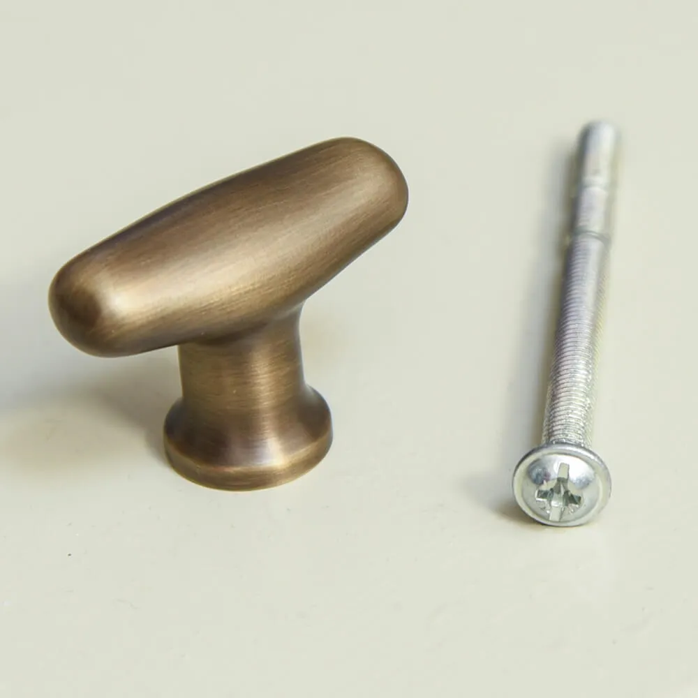 Light Antique Brass Elegance Cabinet Knob